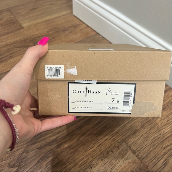 Cole Haan Chelsea Pump Heels Laquer Red - Picture 7 of 7